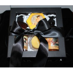 Barefoot Venus Gift Box